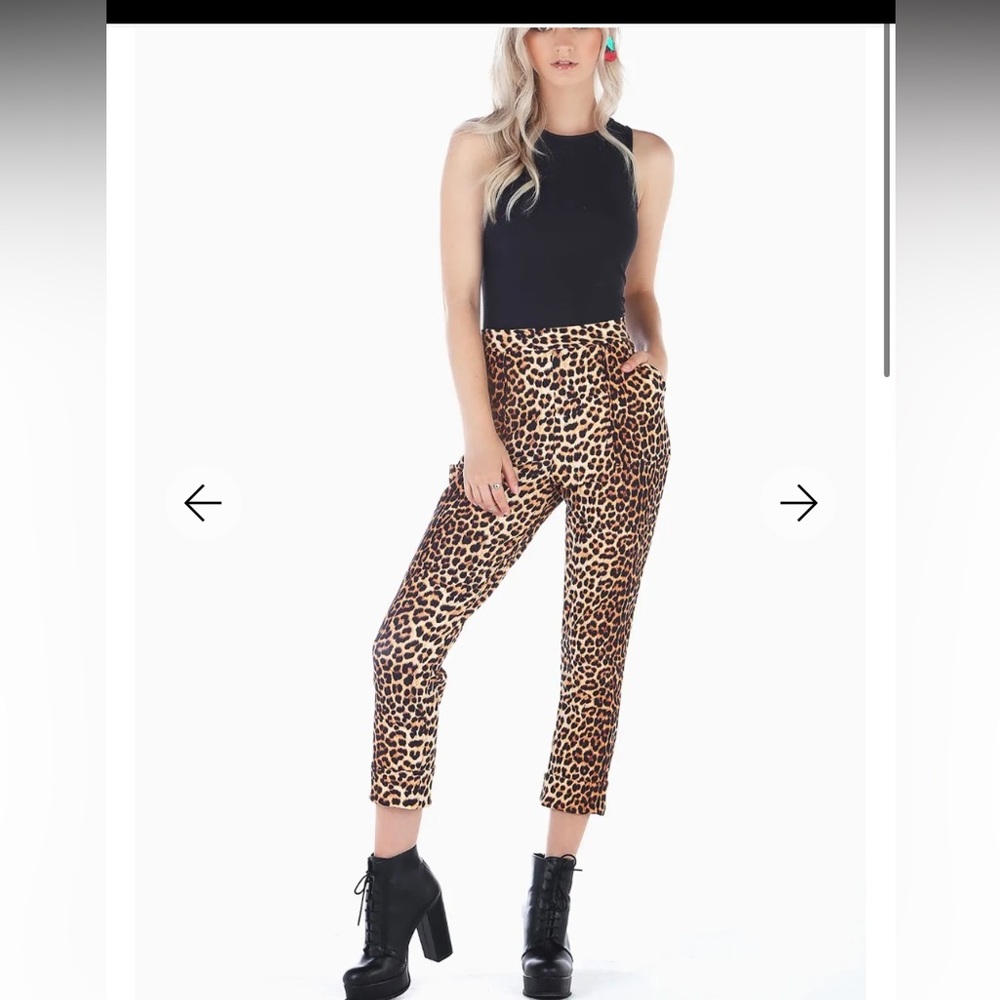 NWT BLACKMILK CLAWS OUT CUFFED PANTS XL
